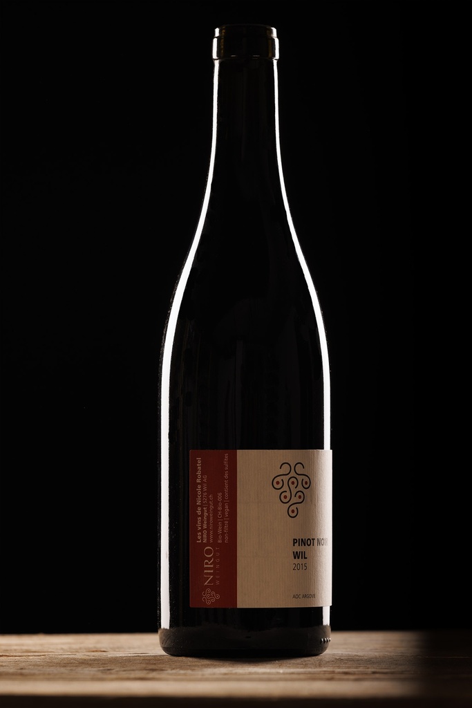 2015 NIRO Weingut Pinot Noir Wil