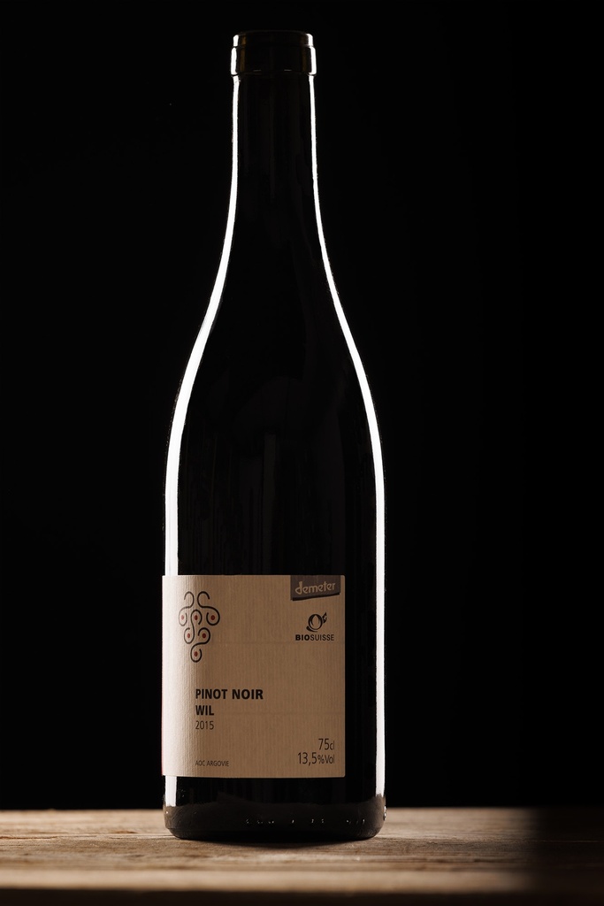 2015 NIRO Weingut Pinot Noir Wil